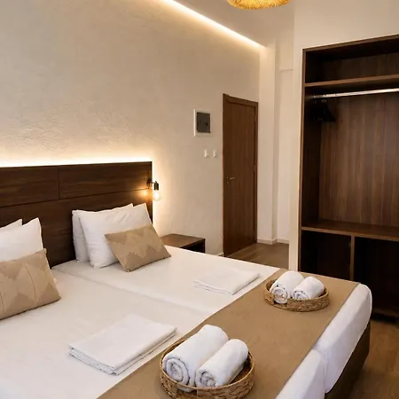 Luxury Apartment *